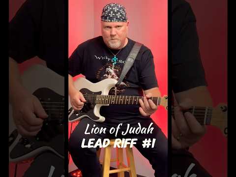 In this #shortsvideo I show you how to play a speed lick for the intro #guitar #solo #lionofjudah