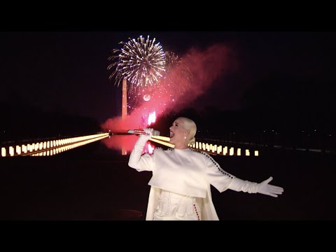 Katy-Perry---Firework-(Live-fr