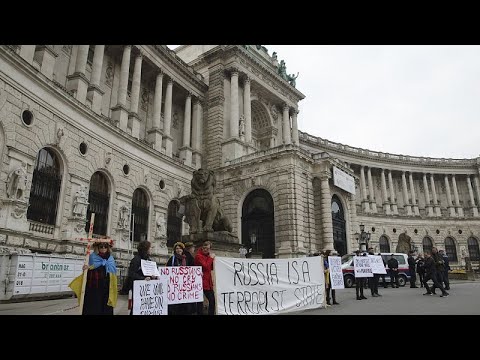 ΟΑΣΕ: Ένταση στη συνάντηση και αποχώρηση βουλευτών λόγω της παρουσίας Ρώσων