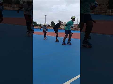 😎😎😎😎😎#skatingskating #shortsviral