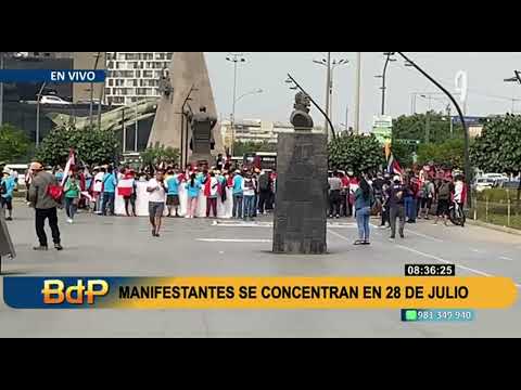 Cercado de Lima:  200 manifestantes se congregan en alameda 28 de Julio