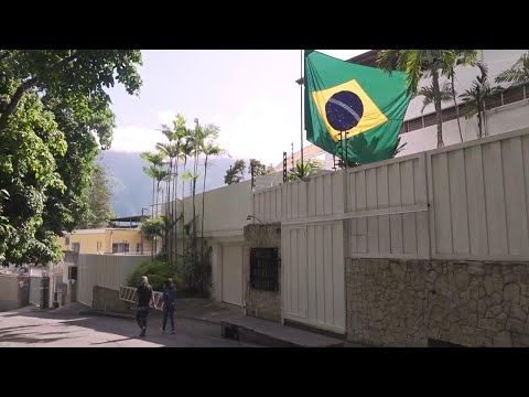 As Argentine diplomats leave Venezuela, asylum seekers in Argentine Embassy to be guarded by Brazil