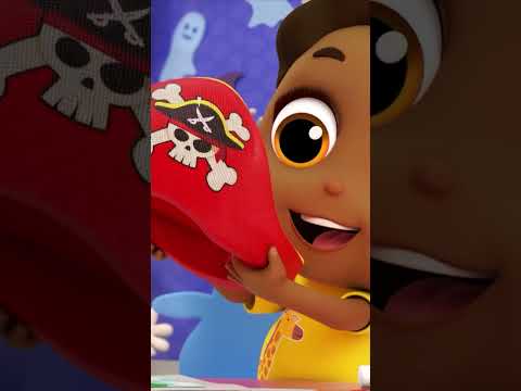 🕷️ Spooky Crawlers! Halloween Fun with Little Angel 🐞 #Halloween #littleangel #Fun