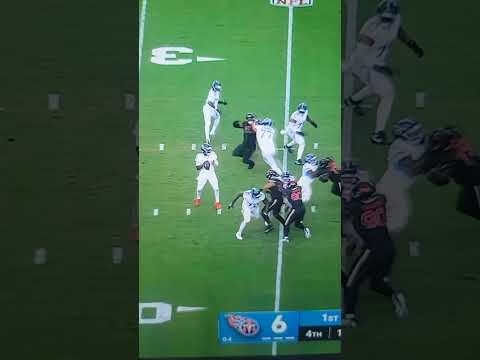 I like this "And 1" throw from Cam Ward. #Shorts #Reels #QB #Football #TennesseeTitans #NFL #Sports