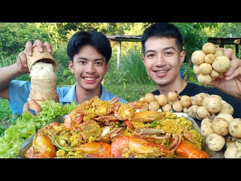 กุ้งปูผัดผงกะหรี่เครื่องแน่นร