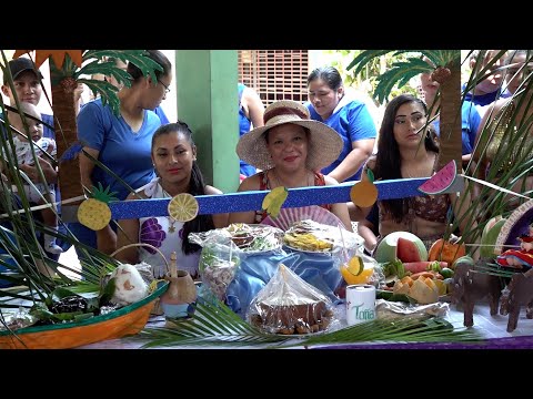 Internas del Sistema Penitenciario Integral de Mujeres celebran feria gastronómica