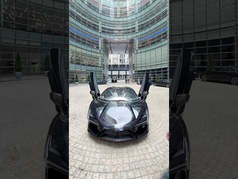 Inside the $815,000 Lamborghini Revuelto