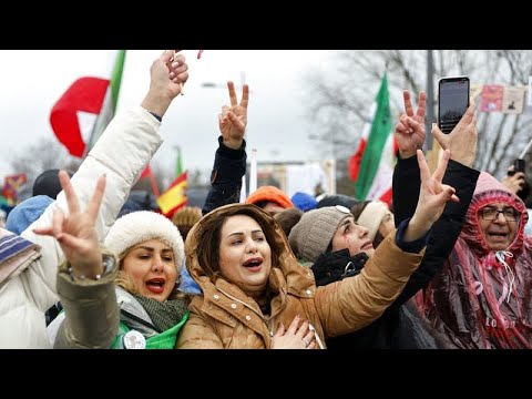 Manifestações de apoio a ativistas iranianos em Paris e Estrasburgo