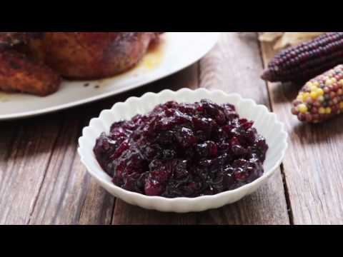 Holiday Recipes - How to Make Maple Syrup Cranberry Sauce