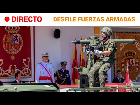 FUERZAS ARMADAS EN DIRECTO: DESFILE AERONAVAL, DESEMBARCO en MOTRIL con la presencia del REY | RTVE