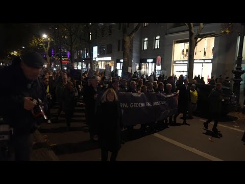 Germans commemorate 'Night of Broken Glass' terror with march against antisemitism