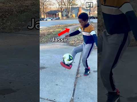 Helping young kid unlock juggling⚽️🏆