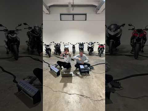 Who recognized the song ? 😁 #honda #hornet750 #hondamotorcycles