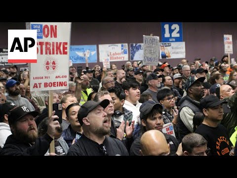 Image: Union machinists striking against Boeing hold raucous rally in show of solidarity (U)