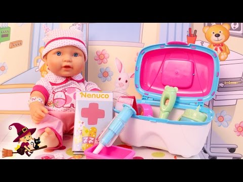 La Bebe se Resfria y Va al Hospital Kit Médico de Nenuco