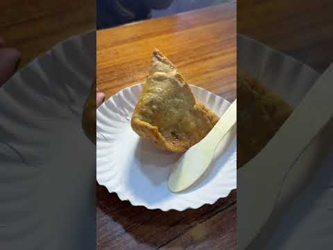 Chalo mussoorie mere saath ghum ke aate hai…..