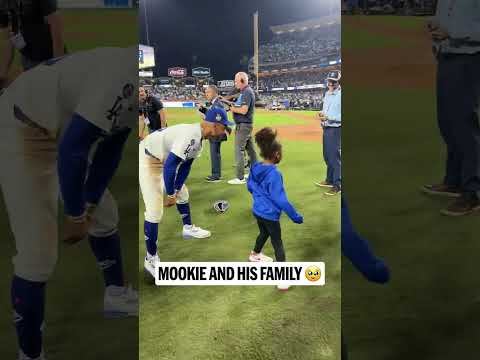 Mookie Betts shares his Game 2 victory with his loved ones ❤️ #WorldSeries