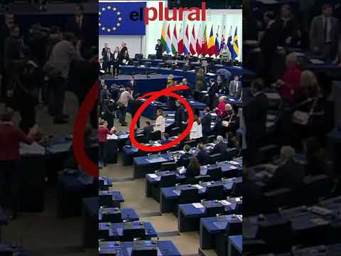 Bronca en el Parlamento Europeo por los insultos del PP a los eurodiputados del PSOE