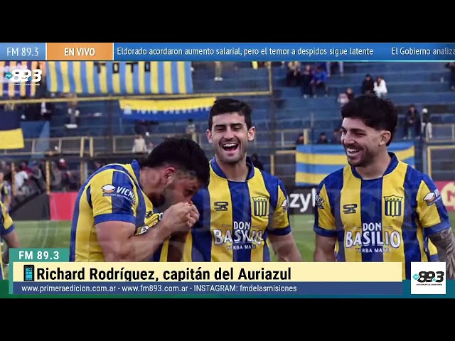 Richard Rodríguez, capitán de Mitre, comparte su emoción ante un partido decisivo que podría asegurar la clasificación del equipo sin esperar la última fecha del Federal A. Destaca el crecimiento del plantel, la importancia de los refuerzos y el aprendizaje de los jóvenes. Mitre busca cerrar la fase regular entre los mejores cuatro y alcanzar el objetivo de disputar la Copa Argentina, premio al esfuerzo diario. El equipo se prepara con concentración y optimismo para enfrentar a Sol de América de Formosa, con la esperanza de dejar los tres puntos en casa ⚽✨#FederalA2025 #MitrePorLaCopa #PasiónMisionera 💛🖤📢🎙️ ¡Sintonizá la pasión por el deporte en La Hora Deportiva! ⚽🏀🏆Todos los días, Ángel Miño te trae la mejor información deportiva, análisis, entrevistas exclusivas y toda la emoción del mundo del deporte. ¡No te lo pierdas!📅 Lunes a Viernes: 11 Hs.📍 FM 89.3 - El Aire De Las Misiones🔊 Escuchanos en vivo y sumate a la conversación. ¡Deportes, pasión y adrenalina en un solo lugar!#LaHoraDeportiva #ÁngelMiño #FM893 #ElAireDeLasMisiones #DeporteEnVivo