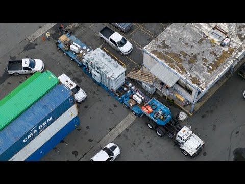 Desde el cielo: así se ve el megatransformador en el muelle de San Juan