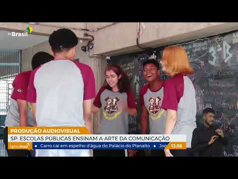 SP: escolas públicas ensinam arte da comunicação