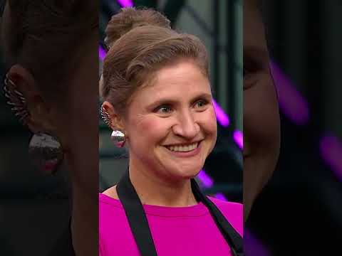 El chef Nicolás exaltó la gran primera vez de Vicky | MasterChefCelebrity