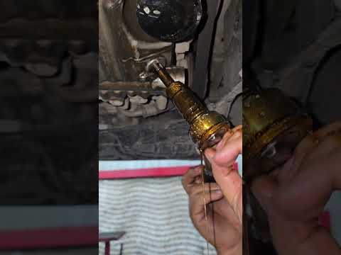 Would you trust this oil <strong>chamber</strong> bolt fix? 🛠️🇺🇸"