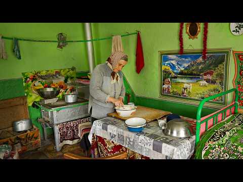 Eine unnachgiebige Großmutter in völliger Isolation inmitten dichter Bergwälder