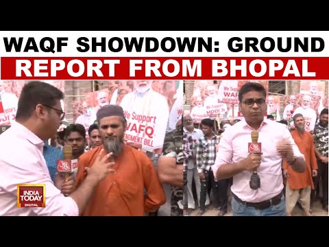 Waqf Amendment Bill: Muslim Communities In Bhopal Support Waqf Bill With Roses | India Today News