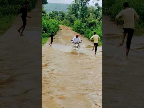 नदी के तेज बहाव में #सरिस्का #अलवर #नदी #शॉर्ट्स