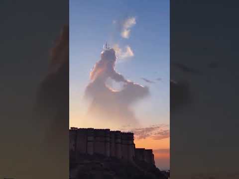 ✨आसमान में भोले बाबा ने दिए साक्षात् दर्शन #शिव #shiv #shiva #bholenath #भोलेनाथ#shanker#shortsfeed