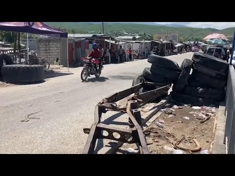 Streets quiet in Pont Sandé, Haiti after gangs kill 70 people and police try to regain control