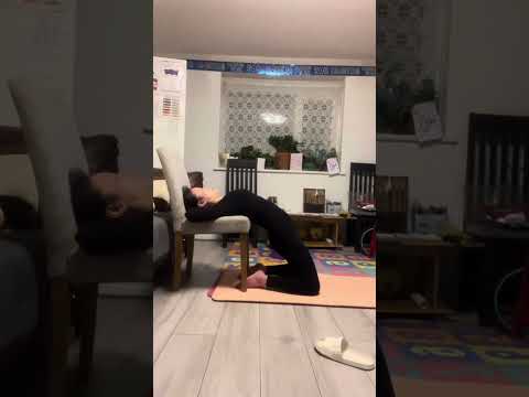 Bài tập hỗ trợ mở vai, ngực