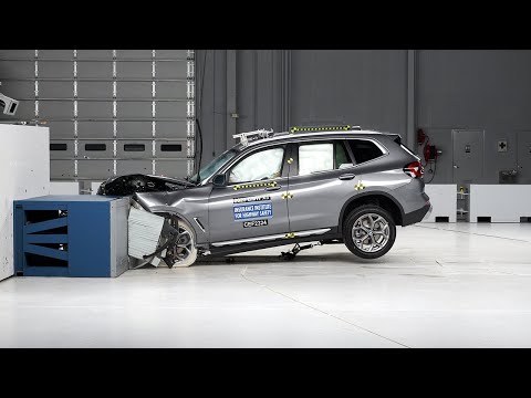 2023 BMW X3 updated moderate overlap IIHS crash test