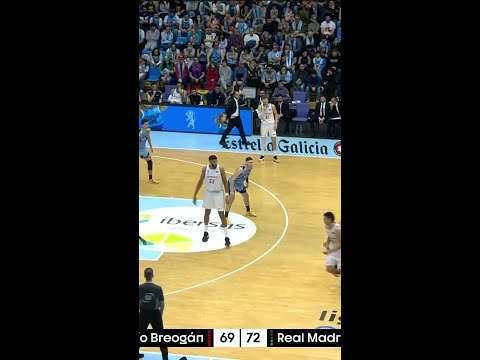 Pase mágico del FACU CAMPAZZO para Gabriel Deck | Liga Endesa 2023-24