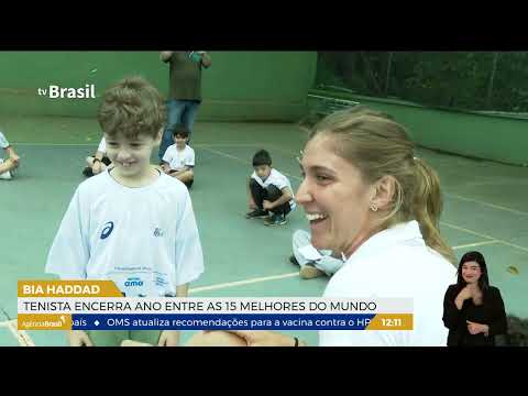SP | Bia Haddad visita projeto social na capital paulista