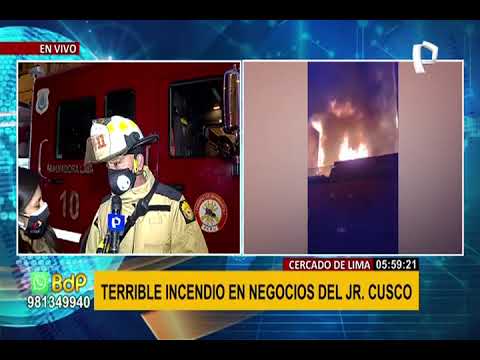 Cercado de Lima: incendio se registra en terreno abandonado del jirón Cusco (2/2)