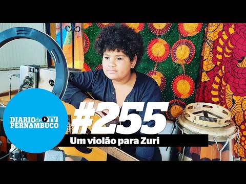 Zuri: 11 anos, multiinstrumentista, compositor e prodígio da música faz campanha para comprar violão