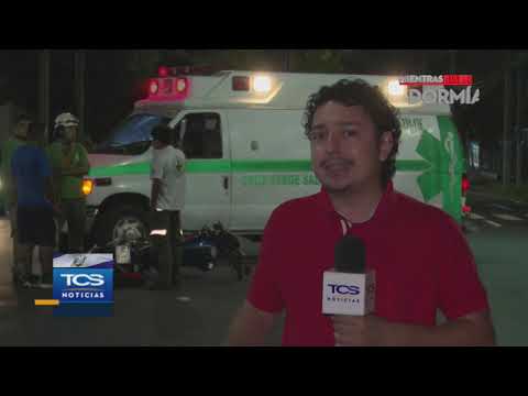 Accidente de tránsito en alameda Manuel Enrique Araujo San Salvador