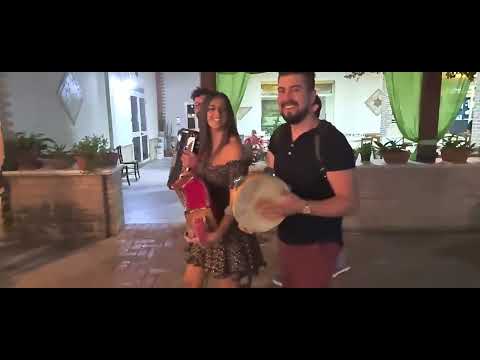 FORTUNATO & VALENTINA - PROGETTO TARANTELLA - SORPRESA AL 50° DI ANTONELLA - SELLIA MARINA (CZ)