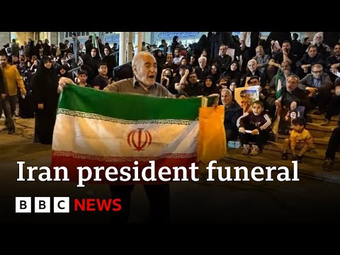 Crowds gather ahead of Iranian President Ebrahim Raisi funeral | BBC News