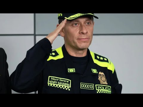 Presidente PETRO en la Transmision de mando de la Policia nacional