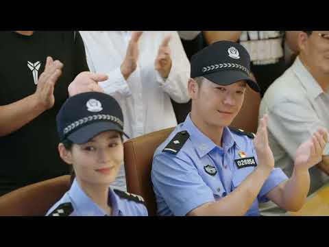 派出所男民警探望居民奶奶,偶遇男人送米,觉其人仗义不坏