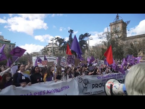 Hundreds march in Barcelona to demand gender equality on International Women's Day