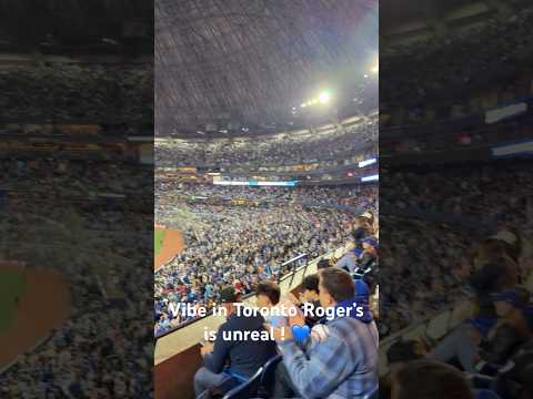 Game 5 ENERGY is CRAZY! 🔵⚾ ! Let’s go blue jays