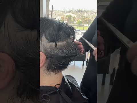 Layer haircut short pixie #haircut #hair #hairstyle #beauty #video #blowup #short #dhorts #usa
