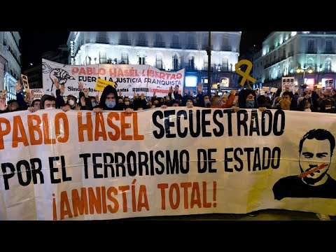 Tensions politiques en Espagne après les violences liées à l'incarcération d'un rappeur