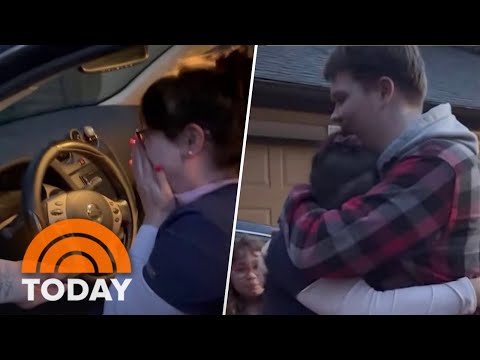 Son who made childhood promise to buy mom new car fulfills vow