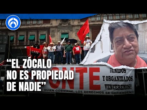 La CNTE no se va del Zócalo pese a la 'Marea rosa'