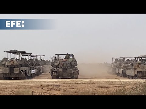 Forças israelenses se reúnem na fronteira sul com Gaza enquanto Gabinete de Guerra discute invasão d
